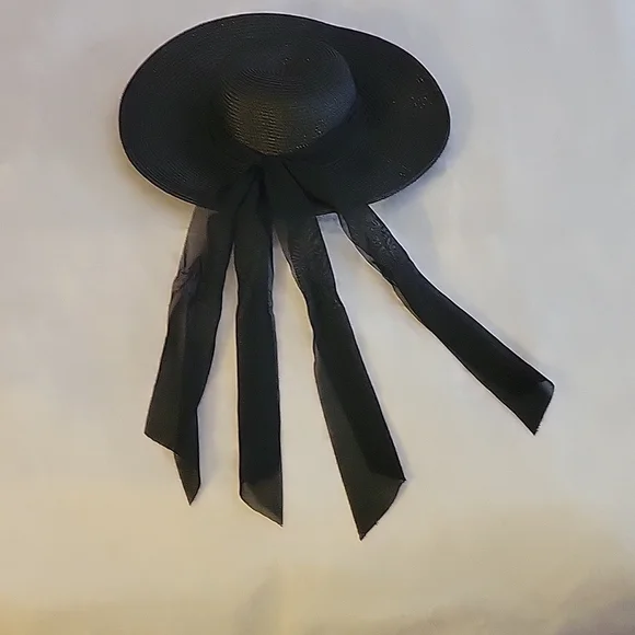 Black Sunhat w/ Gold chain & chiffon detail - Picture 2 of 4